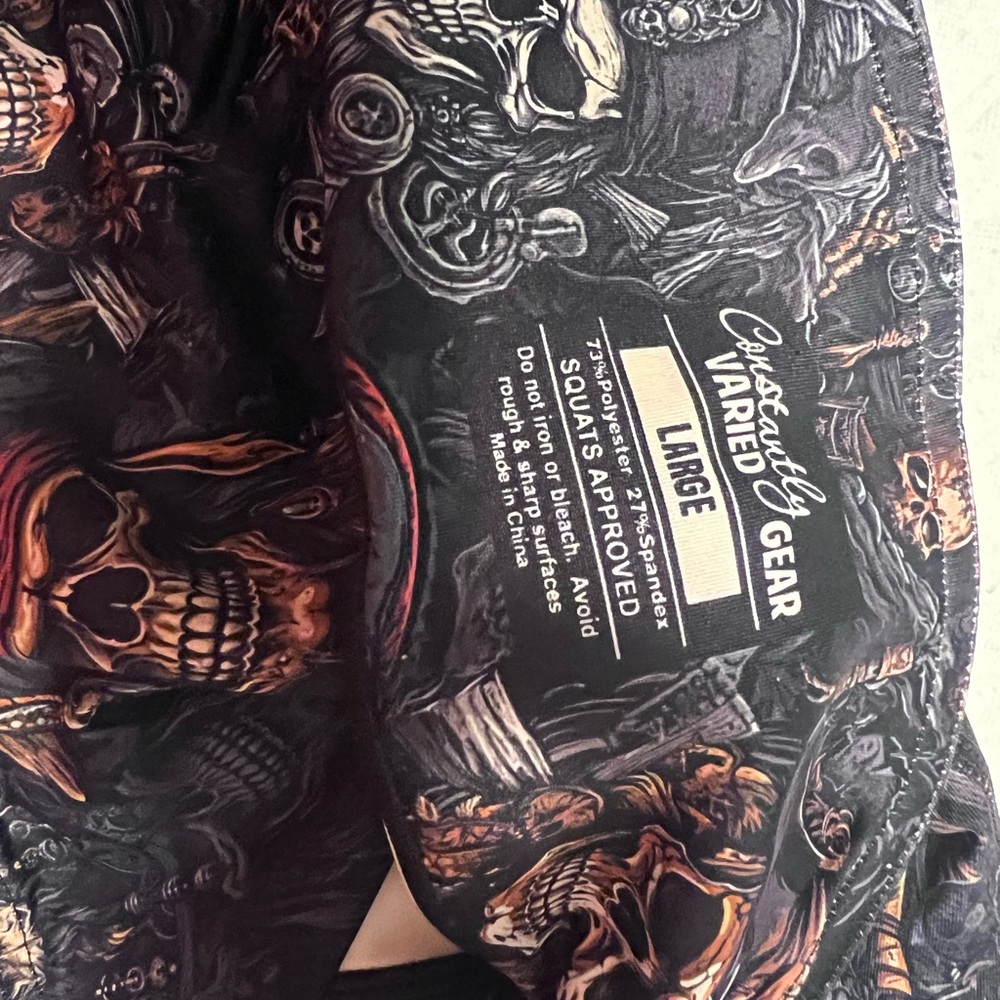 Constantly Varied Gear Skull Print Leggings - Black and Orange